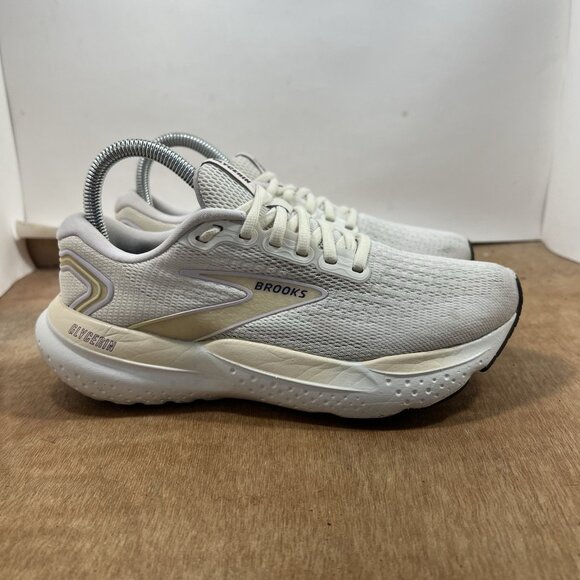 Brooks Shoes - Brooks Glycerin 21 Women Size 7 White Running Shoes